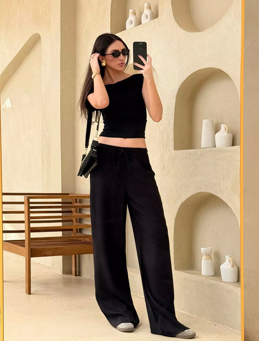 The Relaxed Wide-Leg Pant