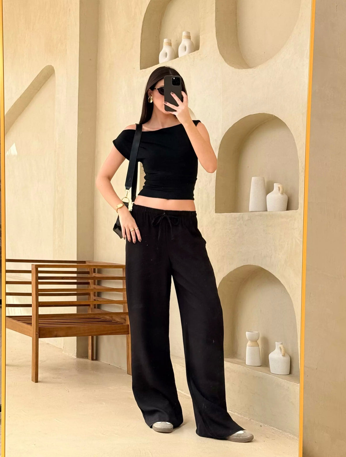 The Relaxed Wide-Leg Pant